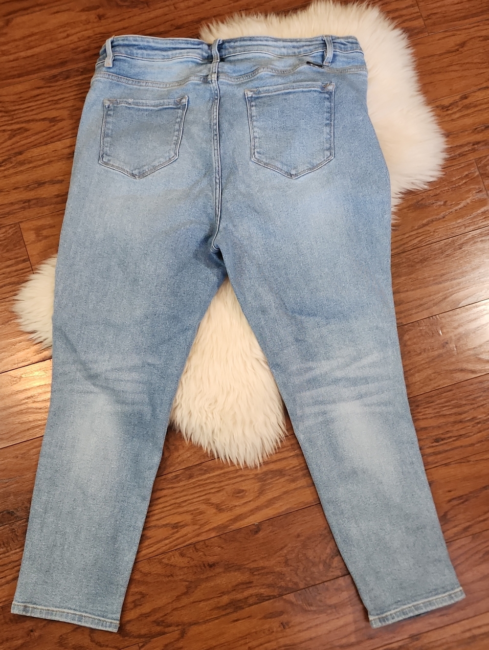 Kancan Light Blue Button Fly Distressed Womens Jeans - Picture 4 of 4